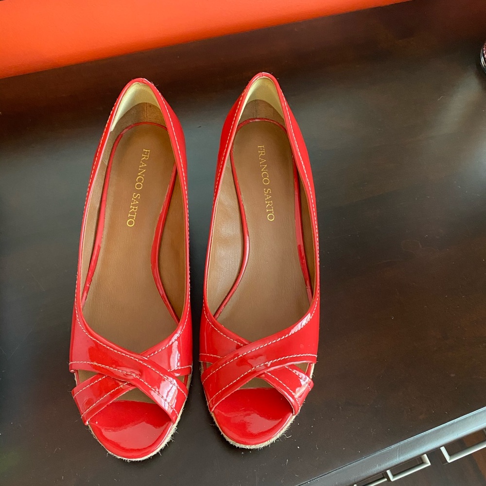 Coral wedge